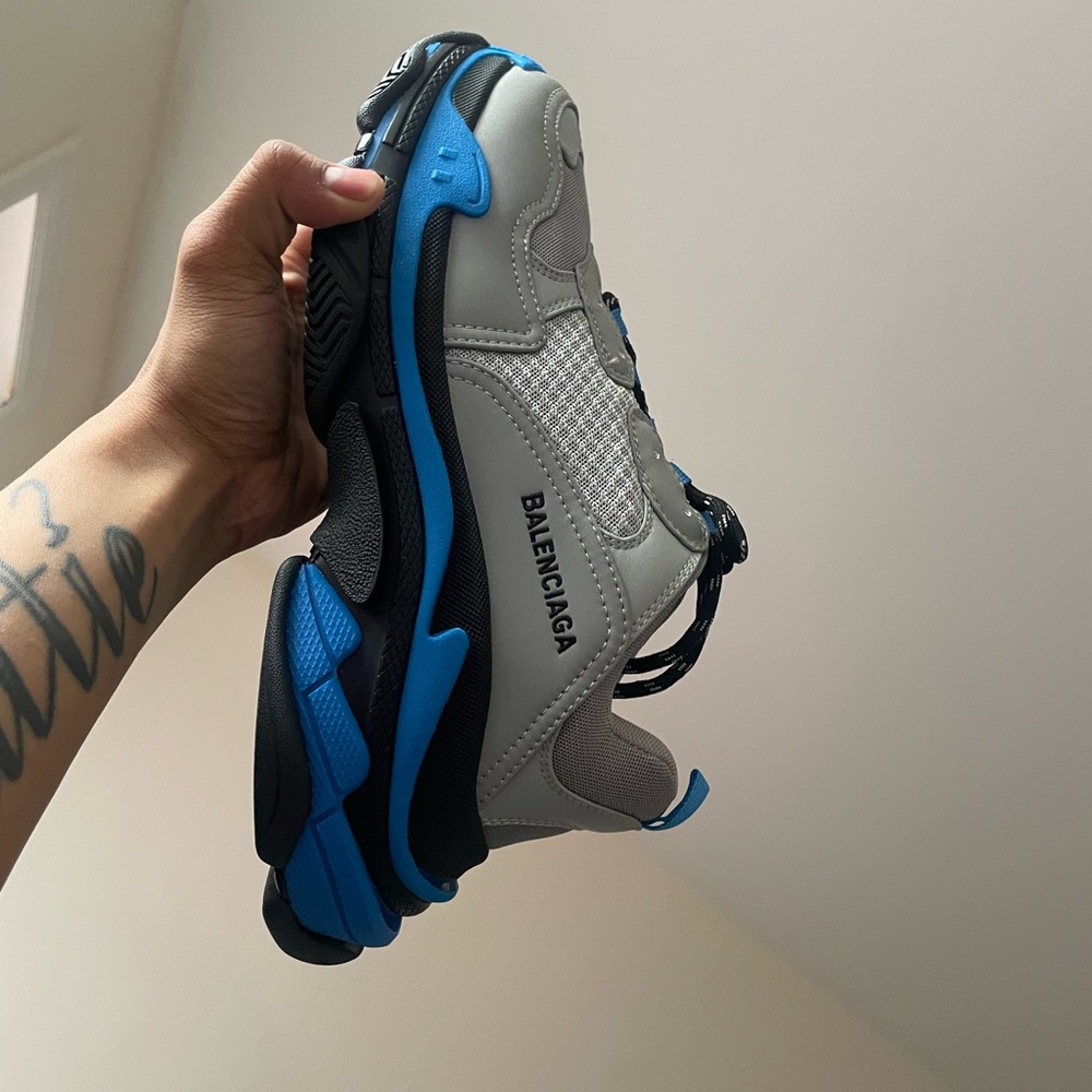 Balenciaga Gray and Blue Chunky Sneakers - Picture 2 of 6